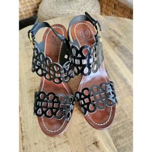 Tory Burch Women's Daisy Floral Platform Wedge Perf Leather Sandal Size 5.5